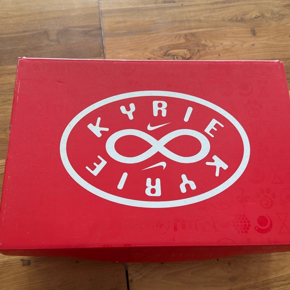 Kyree Volleyball shoes